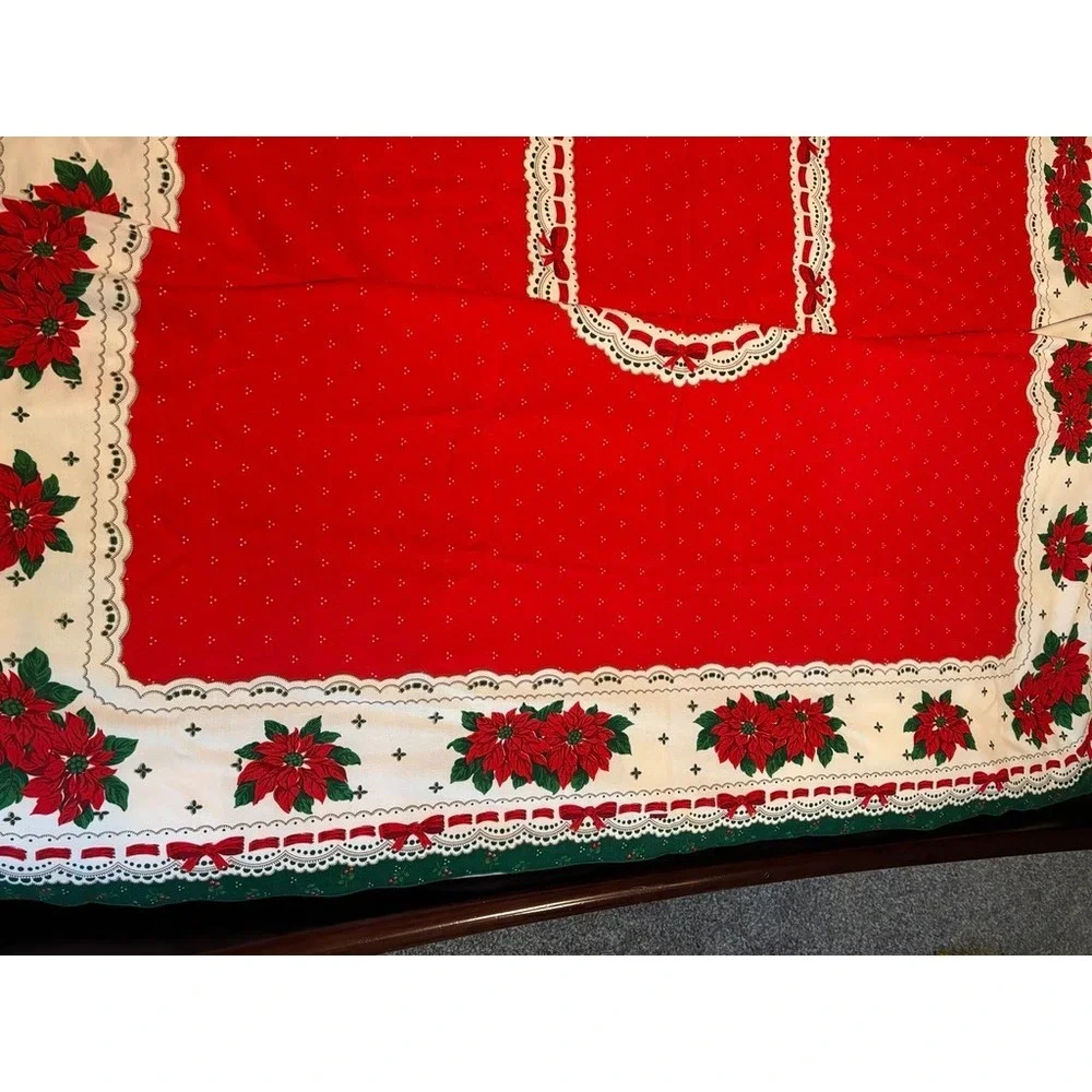 Vtg 60s‎ Mid Century Christmas Tablecloth With 10 Napkins - approx 60